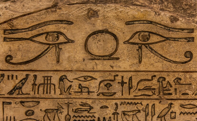 Symbols: Eye of Horus & Eye of Ra