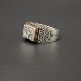 Nomad Signet